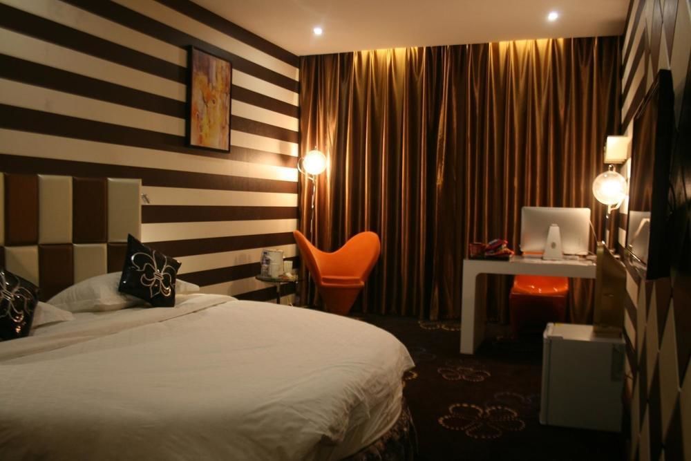 Victoria Hotel Luoyang  Bagian luar foto