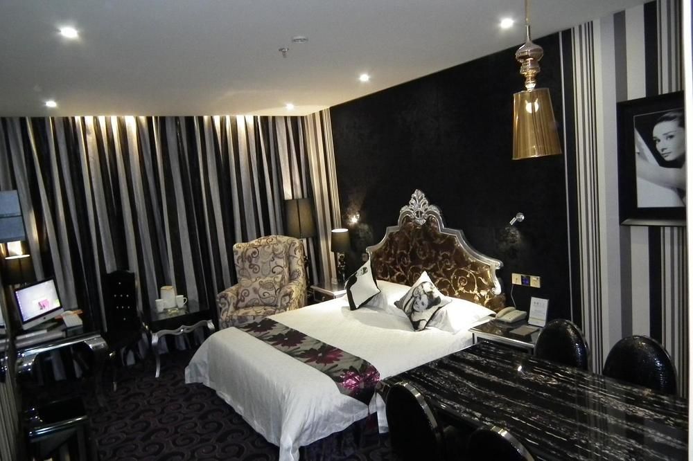 Victoria Hotel Luoyang  Bagian luar foto