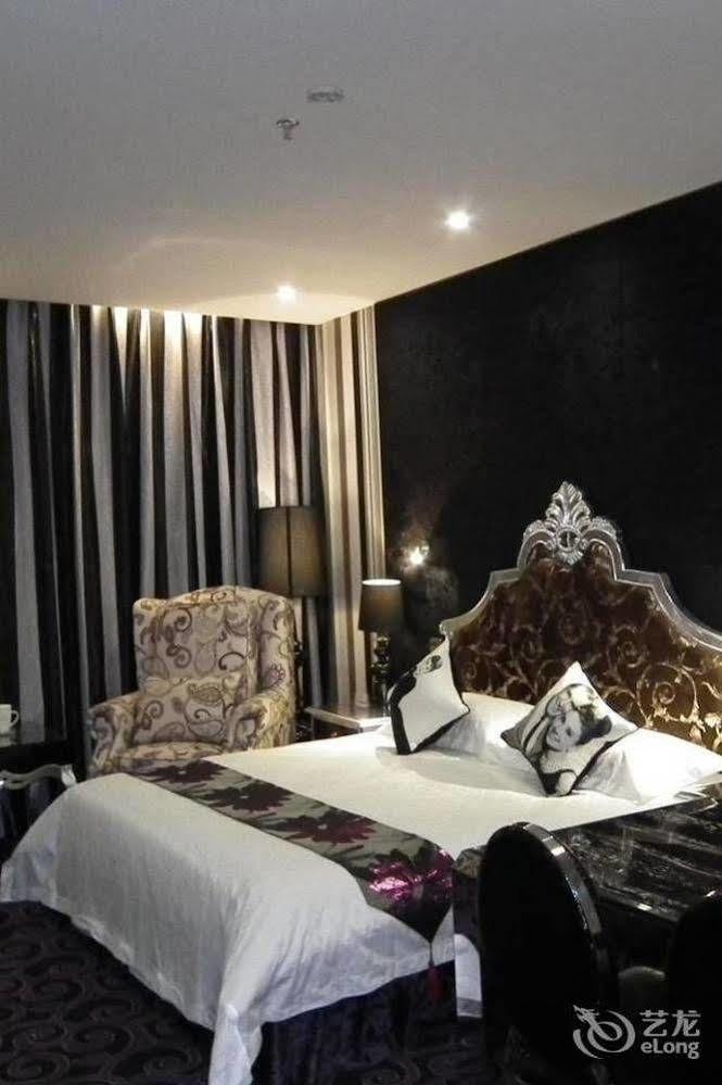 Victoria Hotel Luoyang  Bagian luar foto