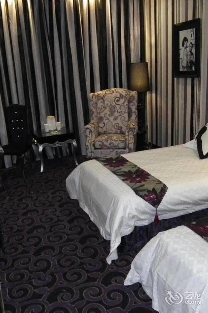 Victoria Hotel Luoyang  Bagian luar foto